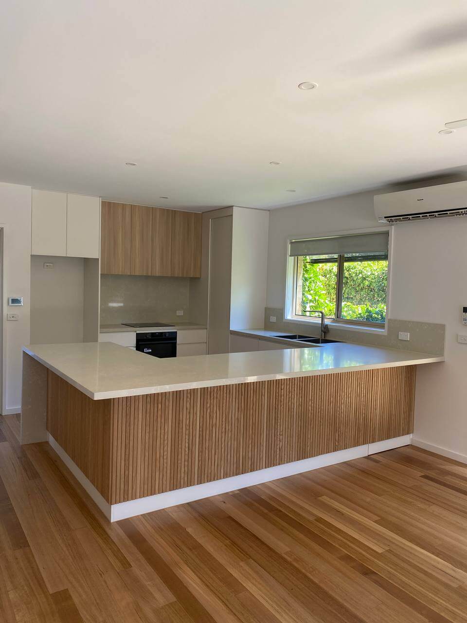 2-Pack Finish Cladding Back Panel